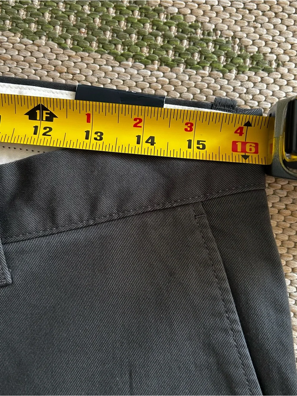 J. Crew Flex Men's Dark Gray Chino Pants - Classic Slim Straight Fit NWT 31/32